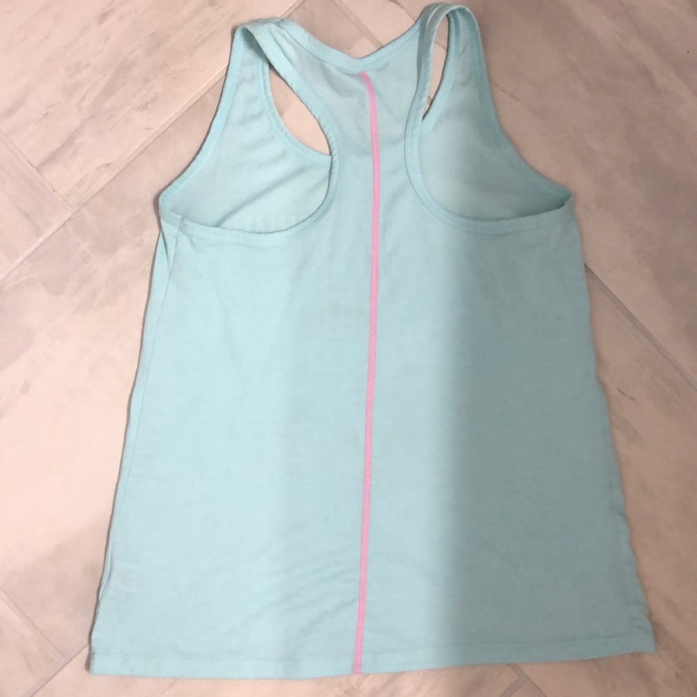 Workout tank - Picture 4 of 4